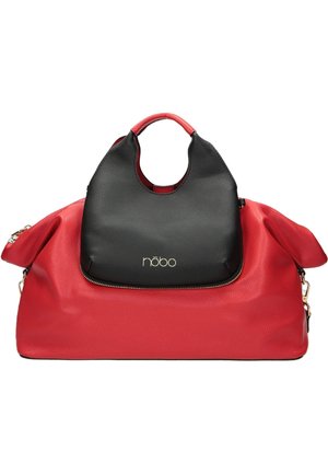 Røde og sorte lædertasker, en stor rød taske under en mindre sort taske med rundt håndtag og guld "nobo" logo.