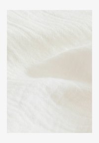 Selezionato, white