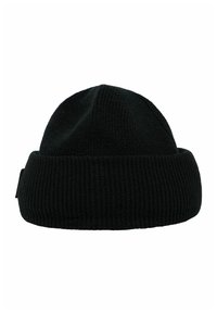 Svart stickad beanie i mjukt, texturerat tyg. Har en rullad brätte och en sömlös topp, vilket ger en tät passform. Inga synliga logotyper.