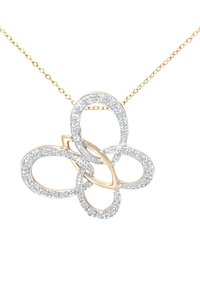 Collar de oro y plata con un colgante floral que presenta cuatro lazos entrelazados, adornado con piedras brillantes y transparentes en toda su extensión.