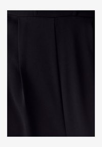 Niet geselecteerd, black