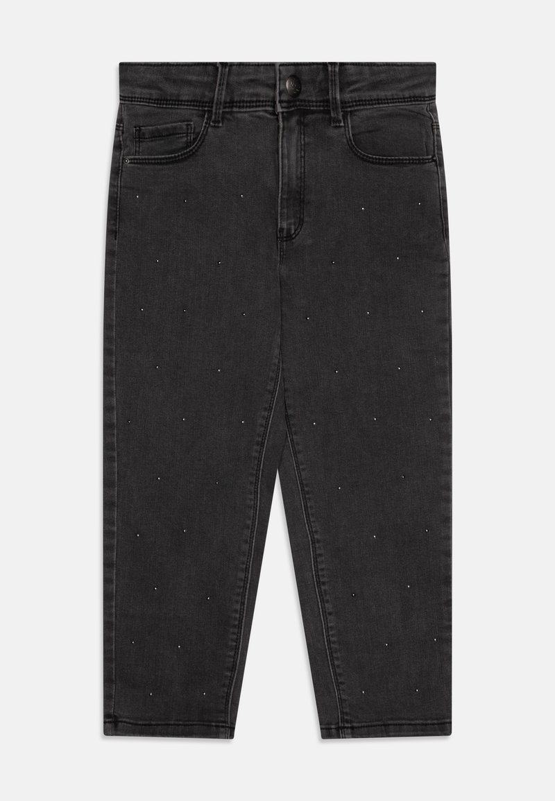 Jean en denim noir avec de petites clous argentés éparpillés, poches avant, passants de ceinture et fermeture par bouton, présenté à plat sur fond blanc.