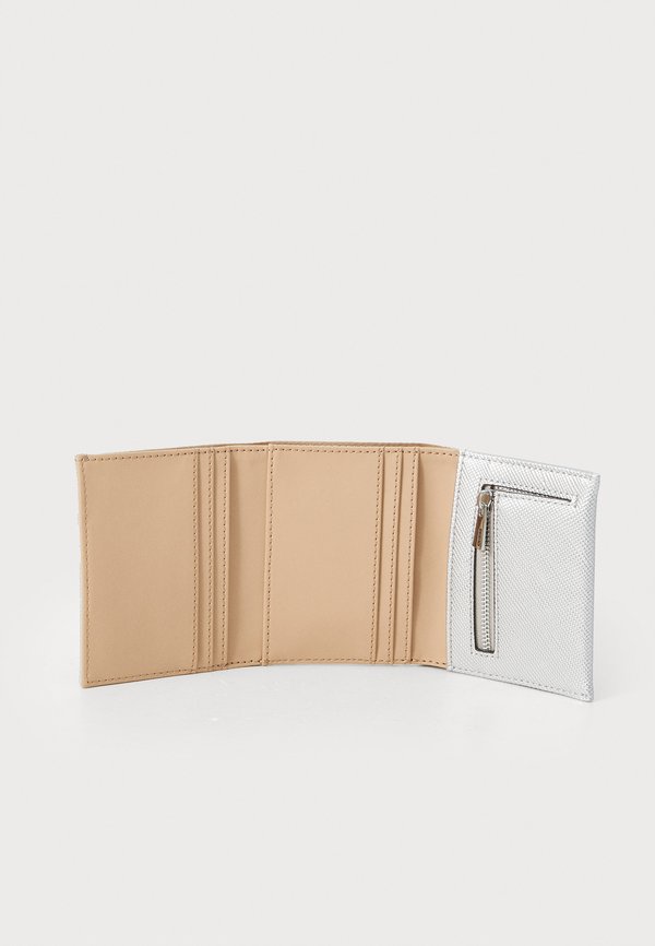 ROSALBA PETITE TRIFOLD - Wallet2