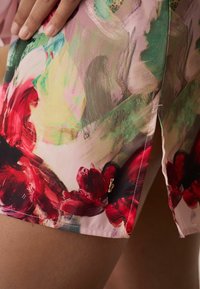 B by Ted Baker FLORAL  - Župan - pink floral