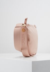 Liebeskind Berlin Borsa a tracolla - light pink