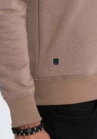 Ombre Felpa - coffee