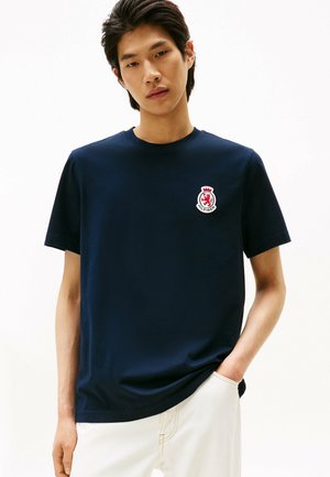 CREST  - T-shirt - bas - desert sky
