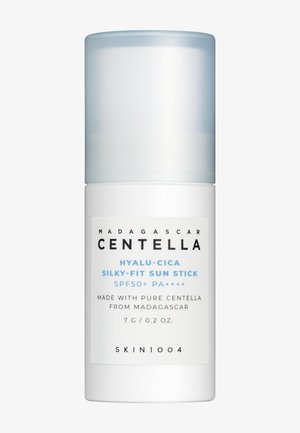 MADAGASCAR CENTELLA HYALU-CICA SILKY-FIT SUN STICK - Aurinkovoide
