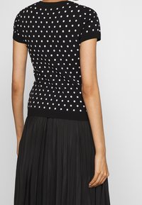 Escada Sport Triko s potiskem - black