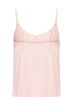 Jasnoróżowa damska koszulka na cienkich regulowanych ramiączkach z koronkową lamówką przy dekolcie, przedstawiona na białym tle.