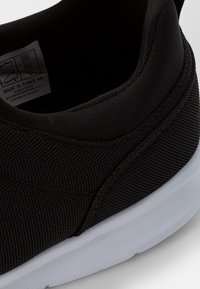 Pier One UNISEX - Sapatilhas - black white