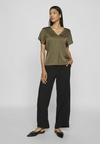 VILA VIELLETTE V NECK - Palaidinė - dusty olive
