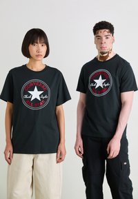 Converse - Print T-shirt - black Thumbnail Image 1
