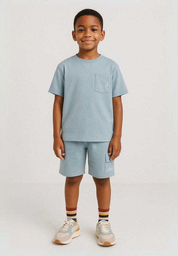 SHORT SLEEVE SET - Shorts