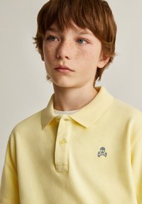 Scalpers SCALPERS BASIC - Polo - yellow