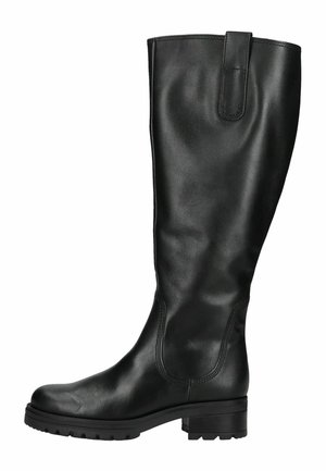 Zwarte kniehoge laars van glad leer met een gestructureerde schacht, vierkante punt en een lage, chunky zool met grippatronen.