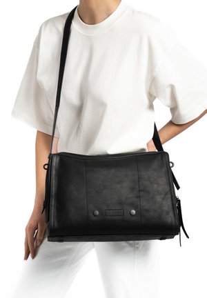 CLIO GOLDBRENNER MAIA CLASSIC - Schoudertas - black black