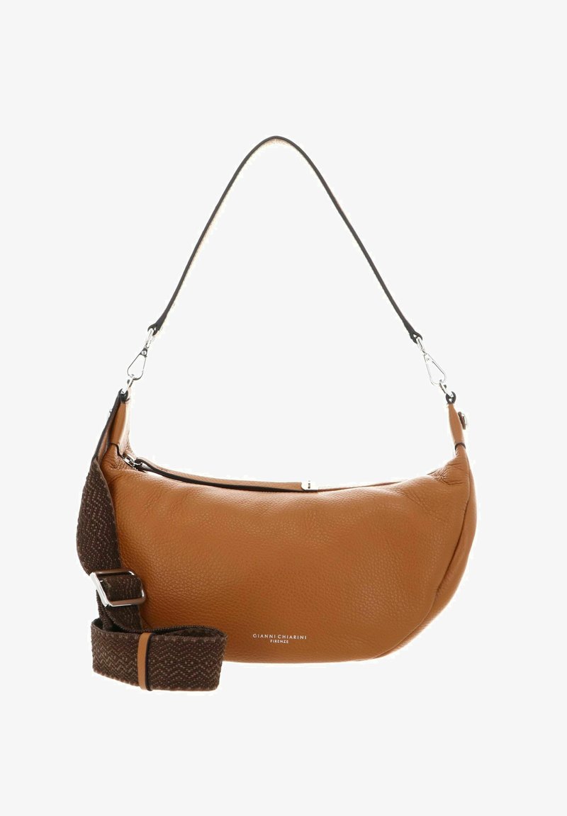 Sac à épaule en cuir tan avec une accent texturé marron, bandoulière réglable et fermeture éclair. Doté de quincaillerie en métal et d'un branding subtil.