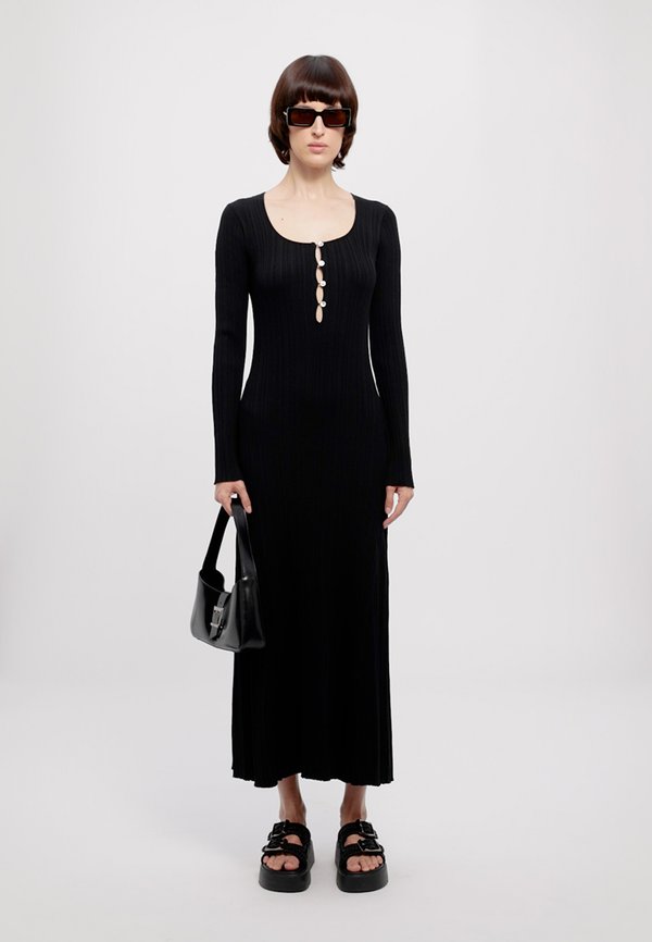 UNEVEN DRESS - Maxi dress2