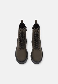 Tamaris Platform ankle boots - olive