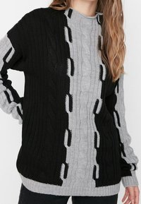Trendyol Trui - grey