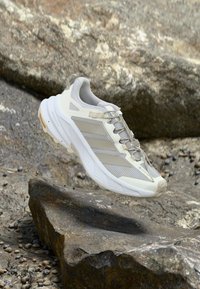 Valimata, footwear white/alumina/off white