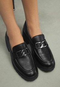 Next - REGULAR FIT  FOREVER COMFORT CHUNKY HARDWARE HEEL LOAFERS - Slip-ons - black Thumbnail Image 1