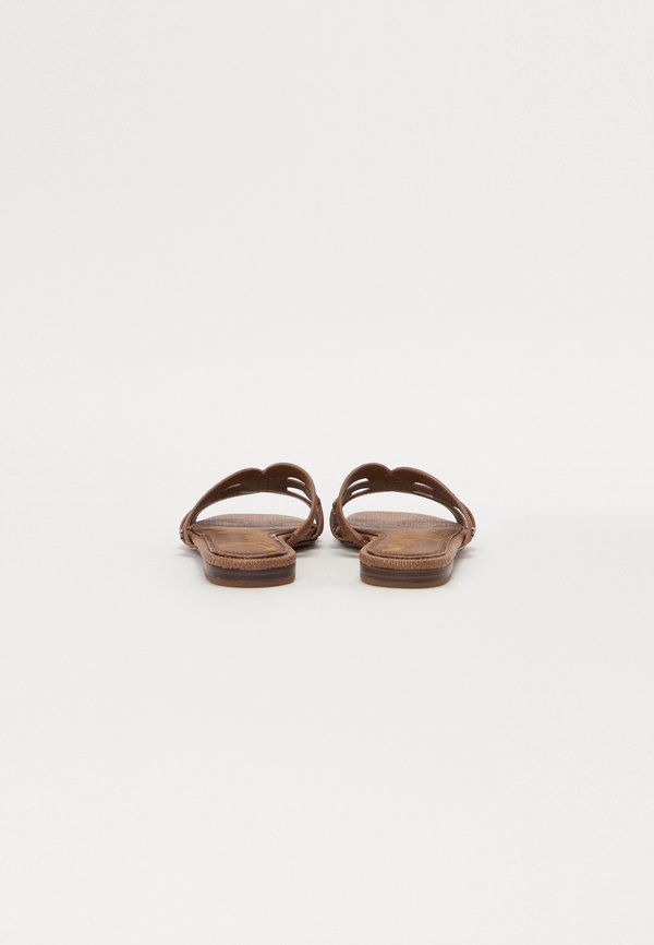 BAY - Slippers - terra toffee2