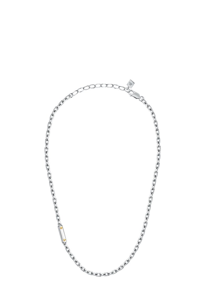Collana in argento realizzata in anelli metallici, con un accento rettangolare centrale e due punti dorati. Texture liscia, spessore medio.