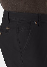Redpoint ODESSA REGULAR FIT MIT STRETCH - Chino - black