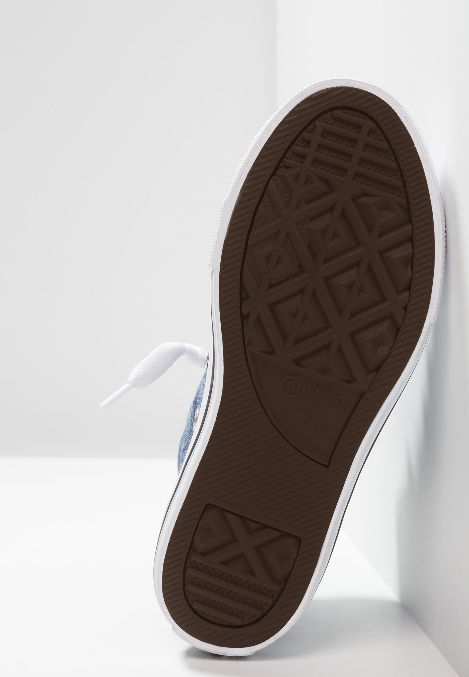 converse chuck taylor all star street high top