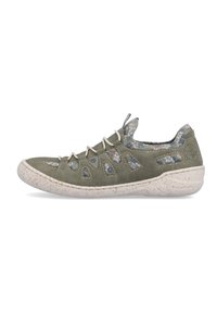 Chaussure en suède verte avec des accents à motif floral, bout rond, découpes respirantes et semelle en caoutchouc blanche mouchetée. Entrée à lacets pour un ajustement sécurisé.