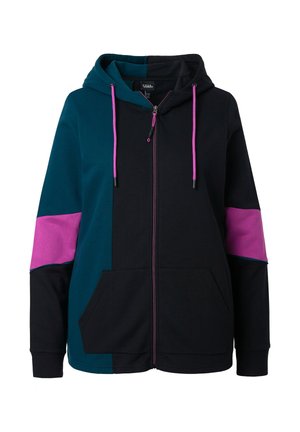 Sudadera con capucha y cremallera que presenta bloques de color en turquesa, negro y rosa, con cordones rosa y bolsillos frontales. Textura de tela suave.