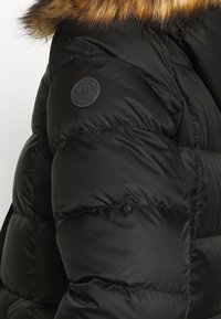 Marc O'Polo Dunkappa / -rock - black