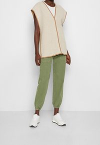 Mother Vaqueros boyfriend - khaki