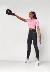 adidas Performance Apdrukāts T-krekls - bliss pink/clear pink