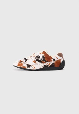 COOLCHIC - Treniņu apavi - white/brown/black