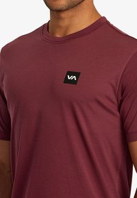 RVCA T-Shirt print - nqv