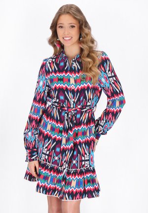 - Sukienka koszulowa