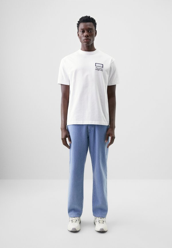 SPEAKER TEE - Print T-shirt