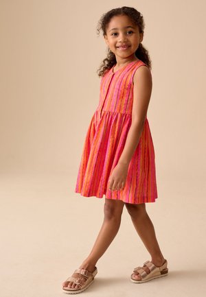 Next, REGULAR FIT - SHORT SLEEVE   - Robe de jour - red pink stripe