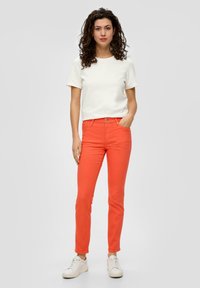 s.Oliver MID RISE - Vaqueros slim fit - orange