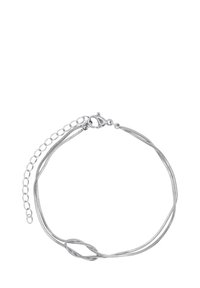 Bracciale in argento con fili intrecciati, superficie texturizzata e chiusura a gancio. Include una catena regolabile per variare la misura.