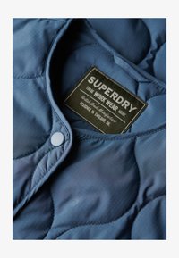 No seleccionado, dry slate blue