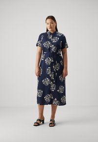 Vero Moda Curve - VMCEASY LONG SHIRT DRESS - Shirt dress - navy flower Thumbnail Image 1