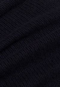 Nils Sundström Strickpullover - marine