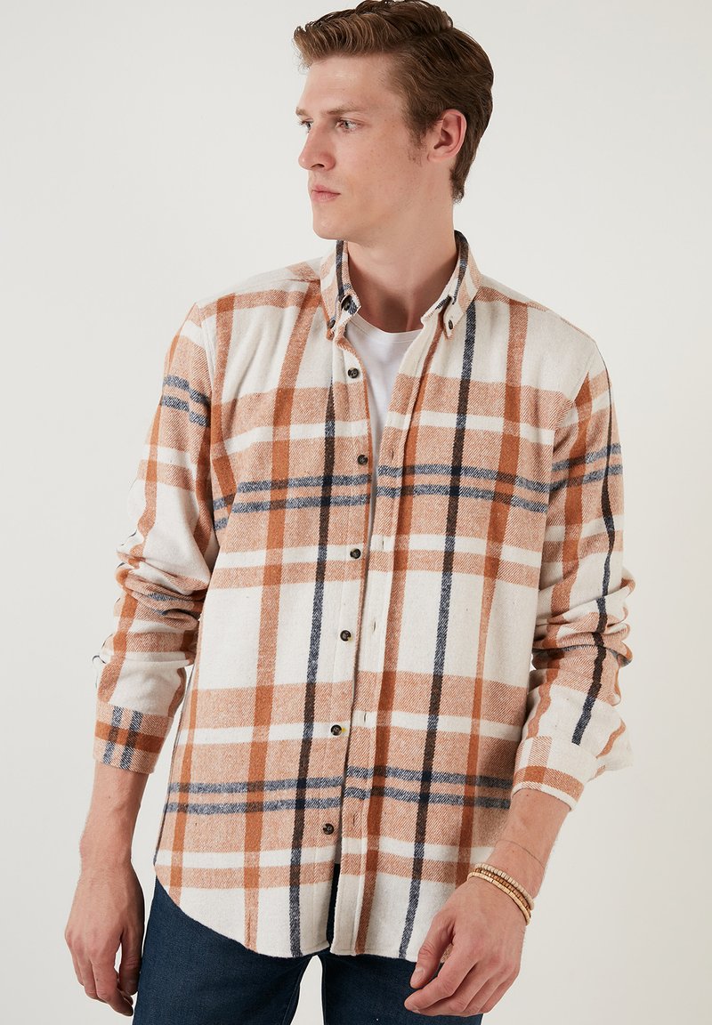 Buratti REGULAR FIT - Koszula