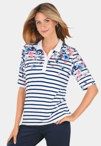 Kurzarm-Polohemd in Weiß mit marineblauen Streifen. Blumendesign in Blau- und Rosatönen am Kragen und den Ärmeln. Knöpfe an der Vorderseite.