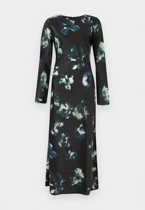 Langärmliges, floral gemustertes Kleid aus schwarzem Stoff mit grünen und weißen abstrakten Blumen, runder Ausschnitt und moderater Drapierung.