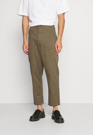 HAWTIN PATCH - Pantaloni - vintage green